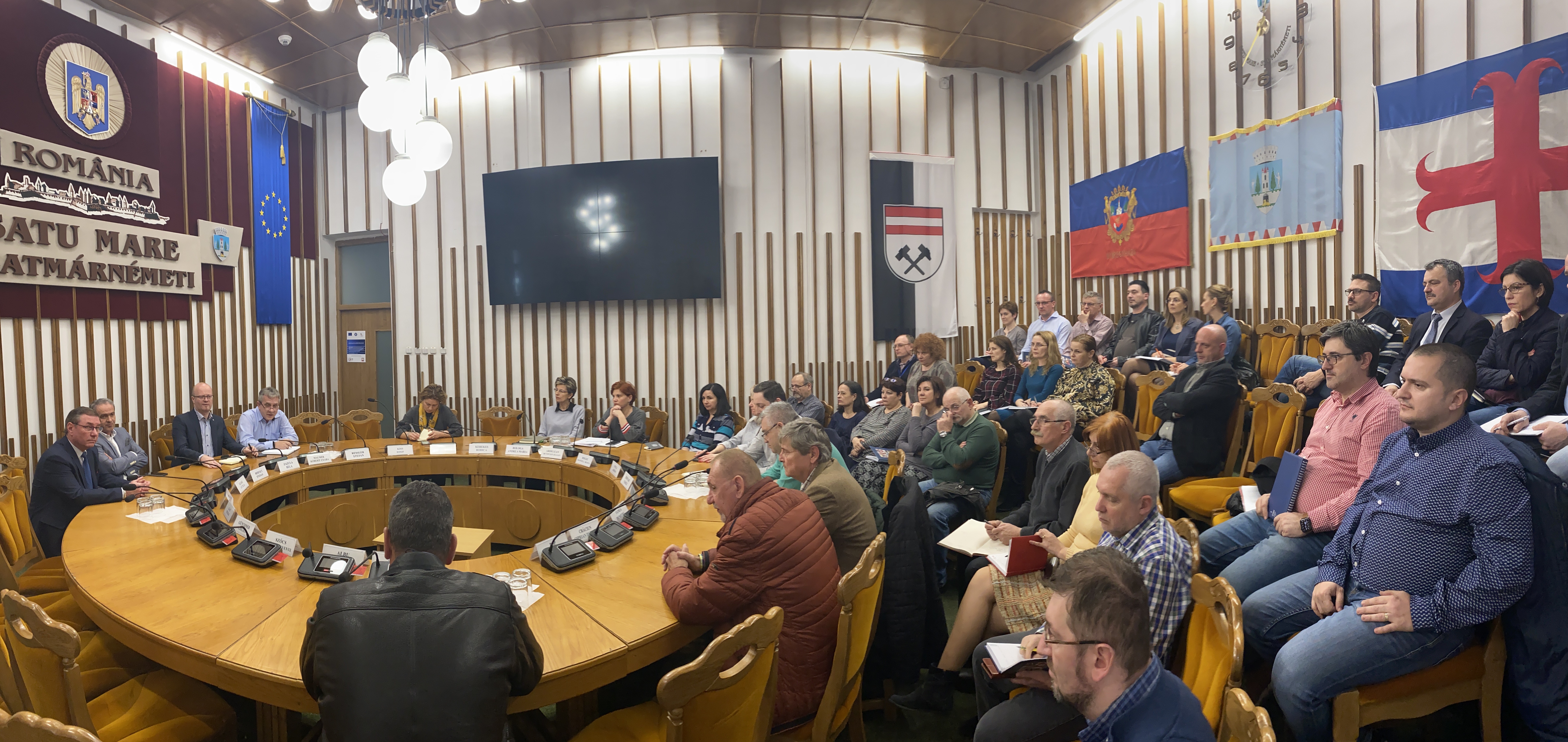 Dezinfectare de urgență la Primăria Satu Mare după autoizolarea viceprimarului Adrian Albu