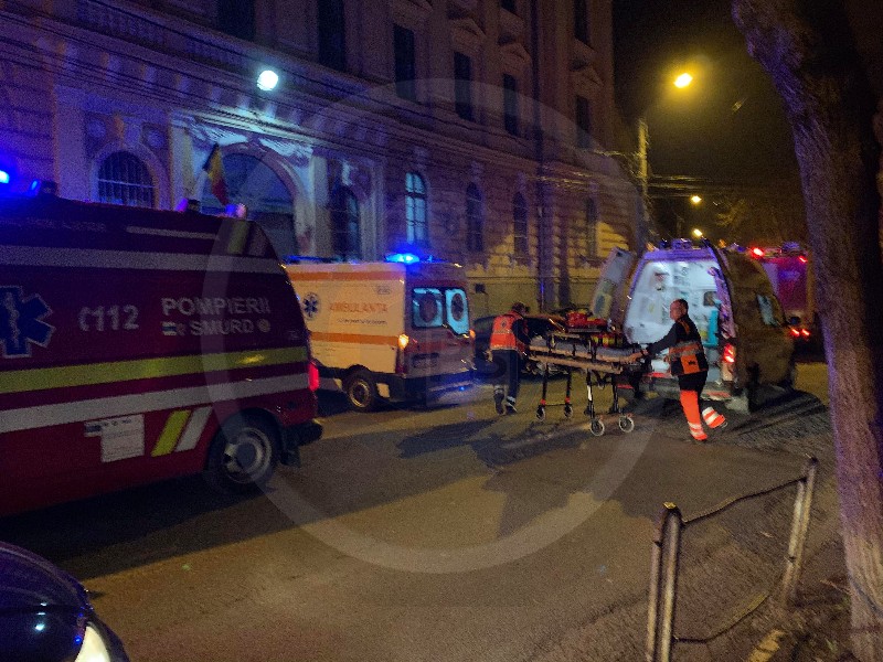 FOTO/VIDEO. Trei morți și doi răniți grav într-un incendiu la Penitenciarul Satu Mare!