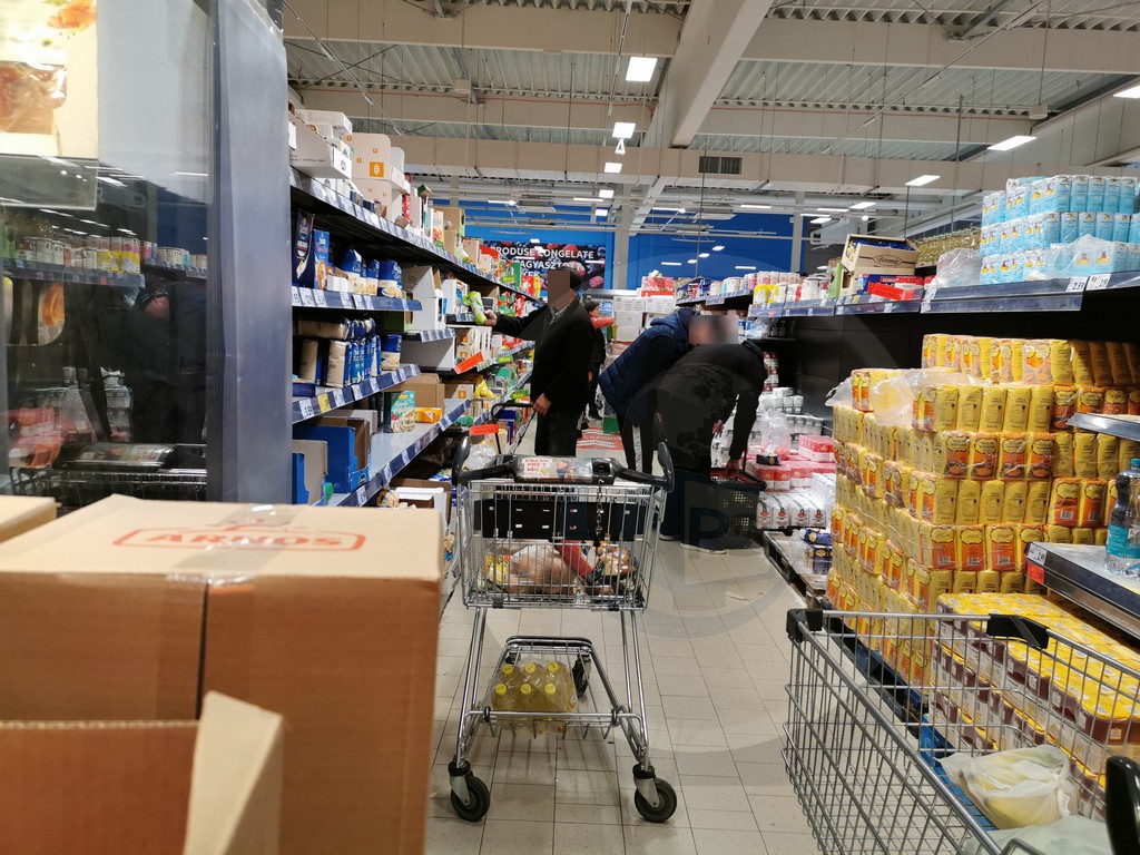 ANPC vrea plafonarea prețurilor la produse de strictă necesitate. "Limite rezonabile" pentru clienți