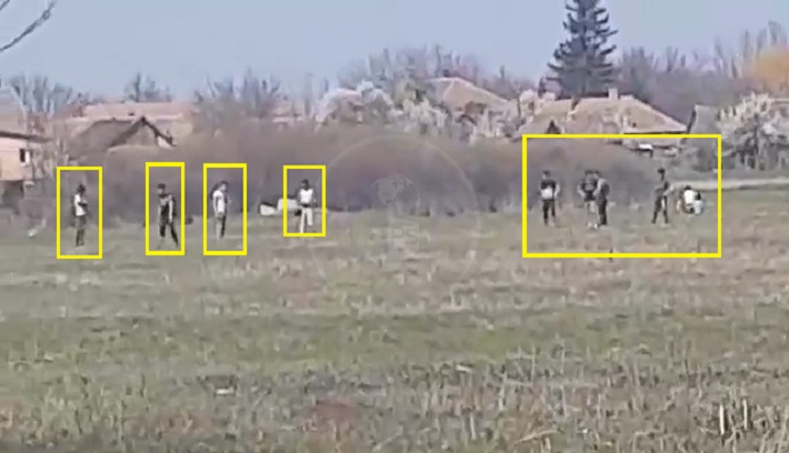 FOTO/VIDEO. ”Izolare” la iarbă verde în județul Satu Mare. Plin de inconștienți