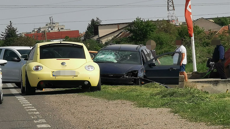 FOTO. Accident rutier pe Bulevardul Lucian Blaga. Traficul, afectat parțial