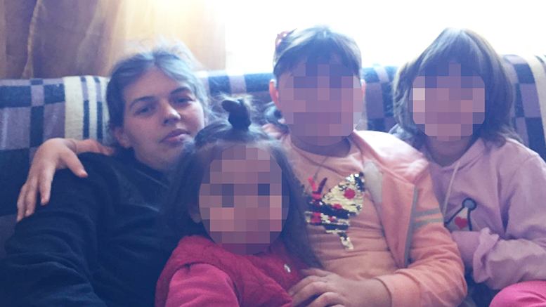 FOTO. Povestea dramatică a sătmărencei care luptă să își recâștige fetițele