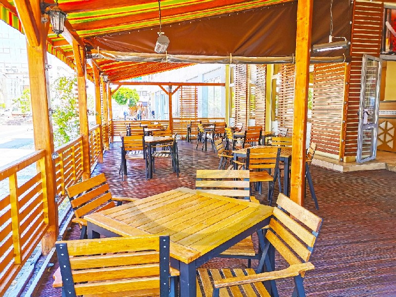 Fără date din buletin la terase. Ce informații le sunt cerute clienților