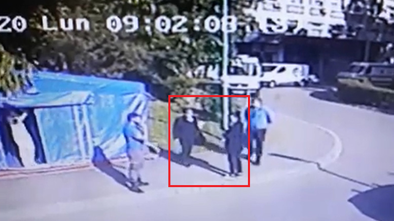 VIDEO. Anchetă la Spitalul Județean. Mamă și fiică acuză un portar de agresiune