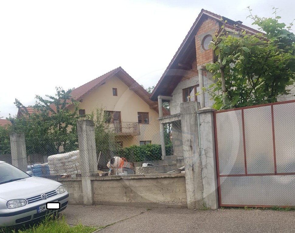 FOTO. Accident de muncă. Șef din Primărie, acuzat că ar fi amenințat un polițist în Satu Mare