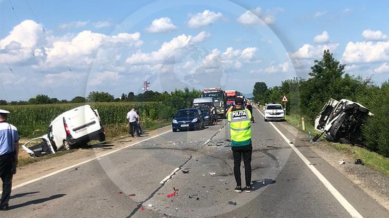 FOTOGALERIE. Cine este vinovat de accidentul în lanț din județ. Ce spun polițiștii