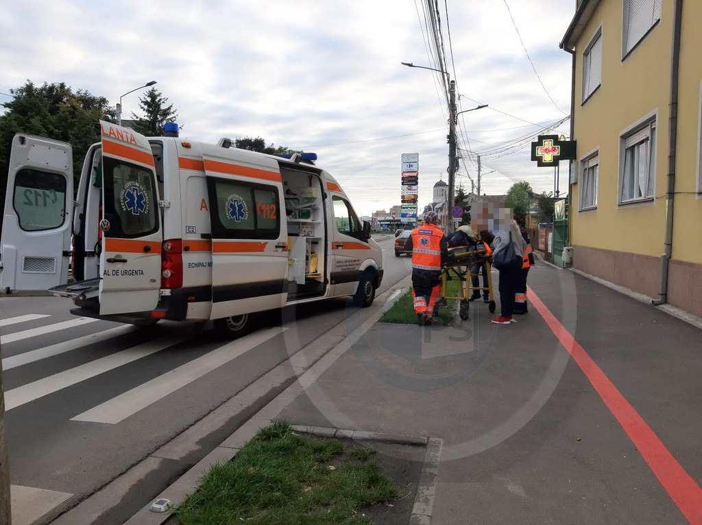 Taxis ütötte el gyalogost a Károlyi úti zebrán