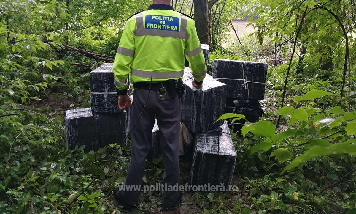 FOTO/VIDEO. Focuri de armă la graniță. Ucraineni fugăriți cu pistoalele de Poliția de Frontieră