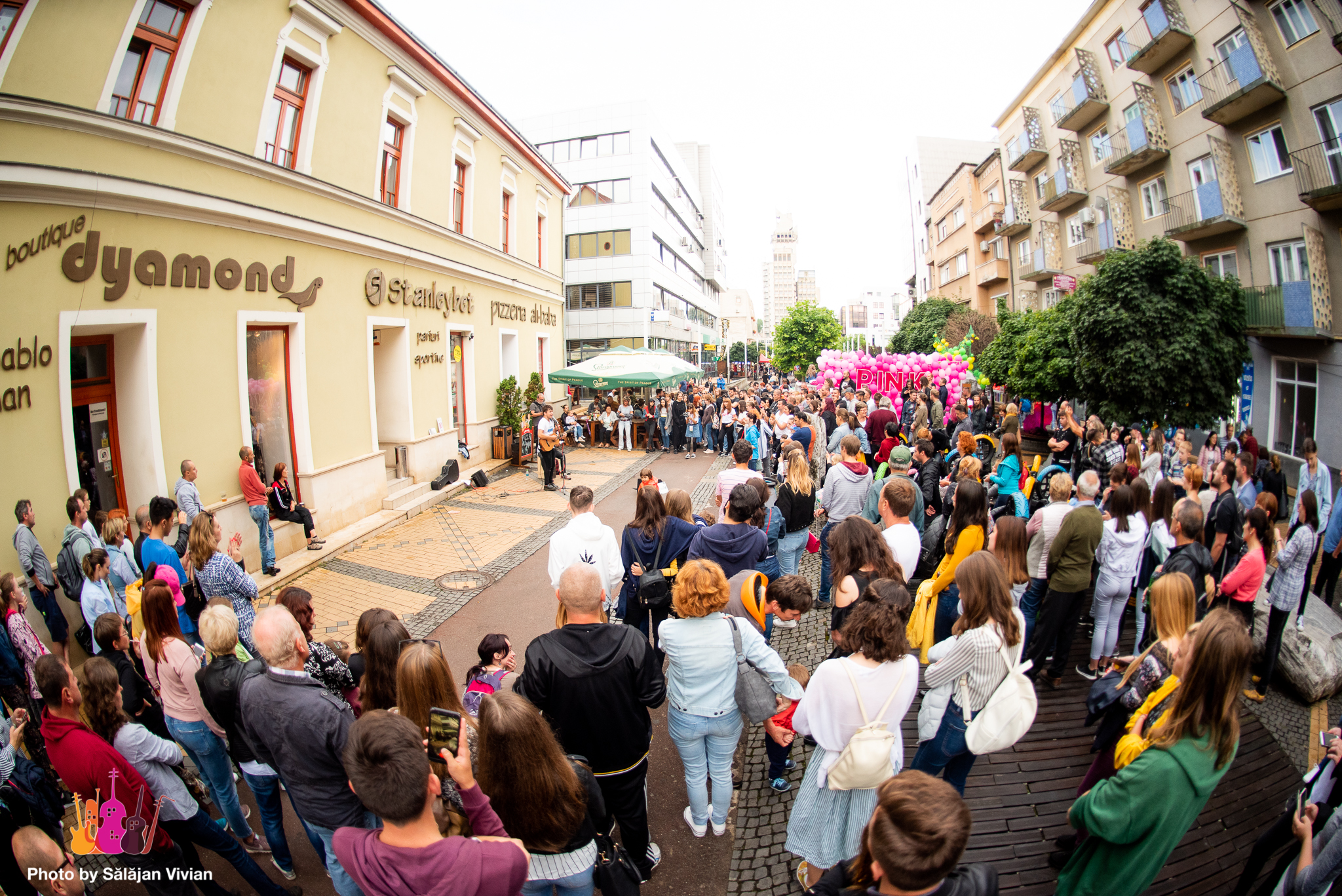 FOTO/VIDEO. În acest weekend trebuia să aibă loc Festivalul Muzicii de Stradă la Satu Mare