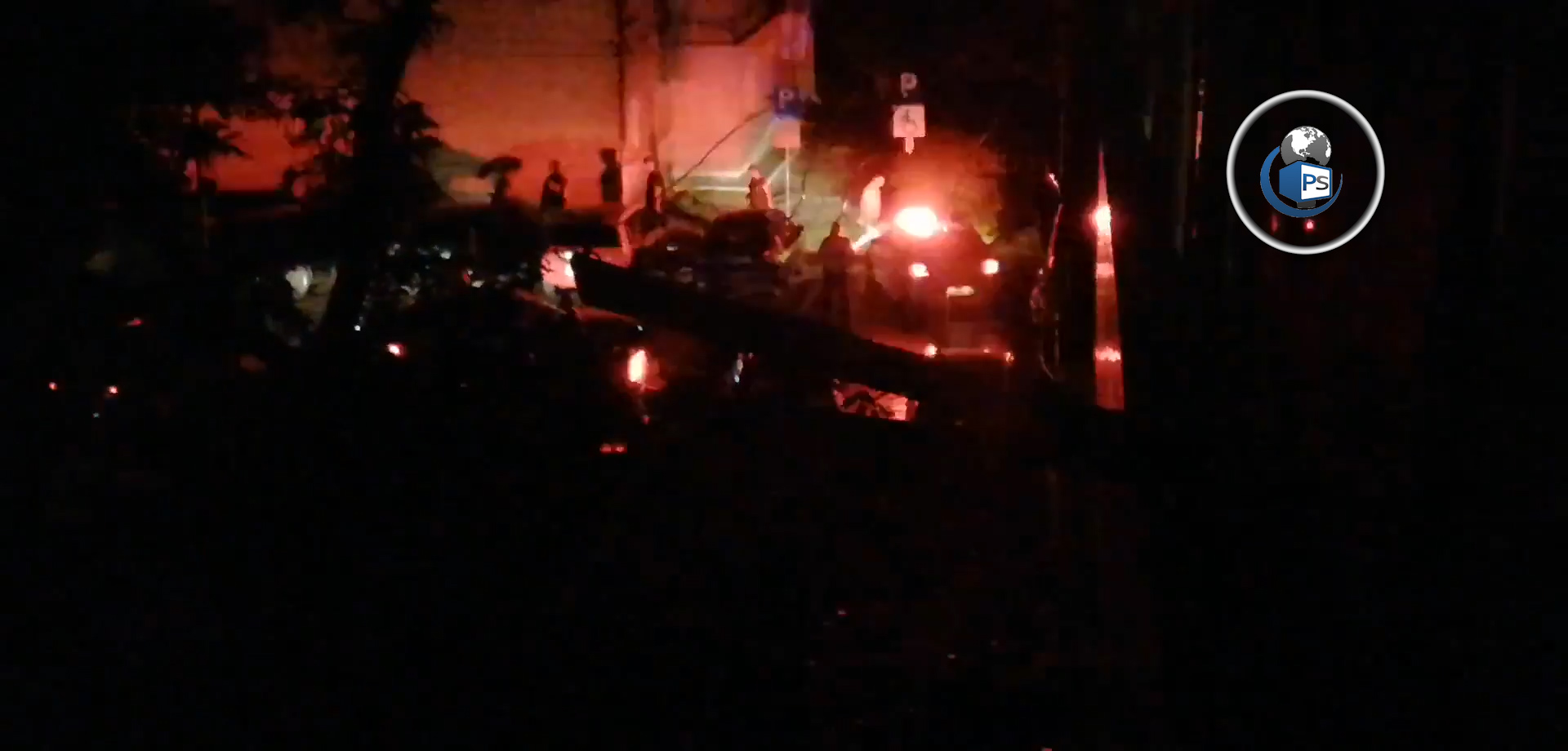 VIDEO. Contrabandiștii din Piața Someș, ”pescuiți” noaptea de polițiști