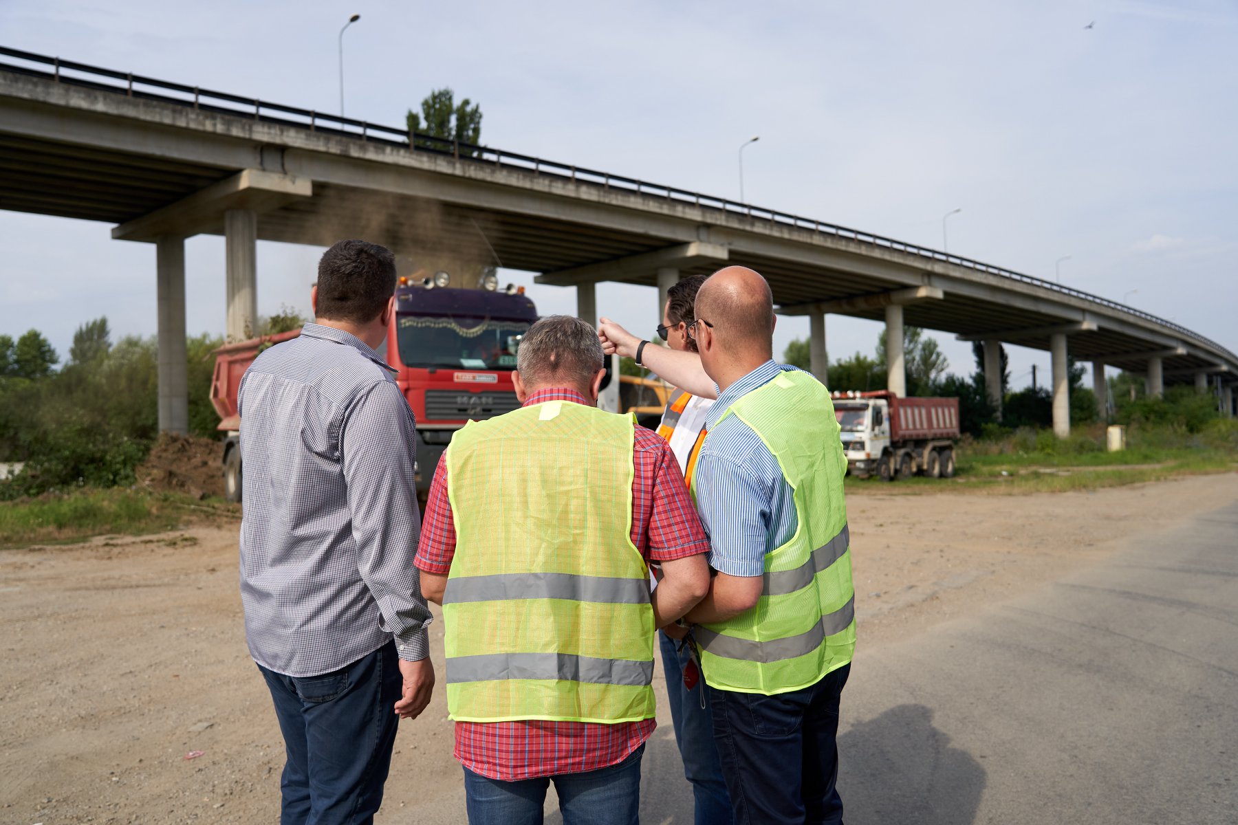 FOTO. Uniós forrásból épül modern autóbusz pályaudvar