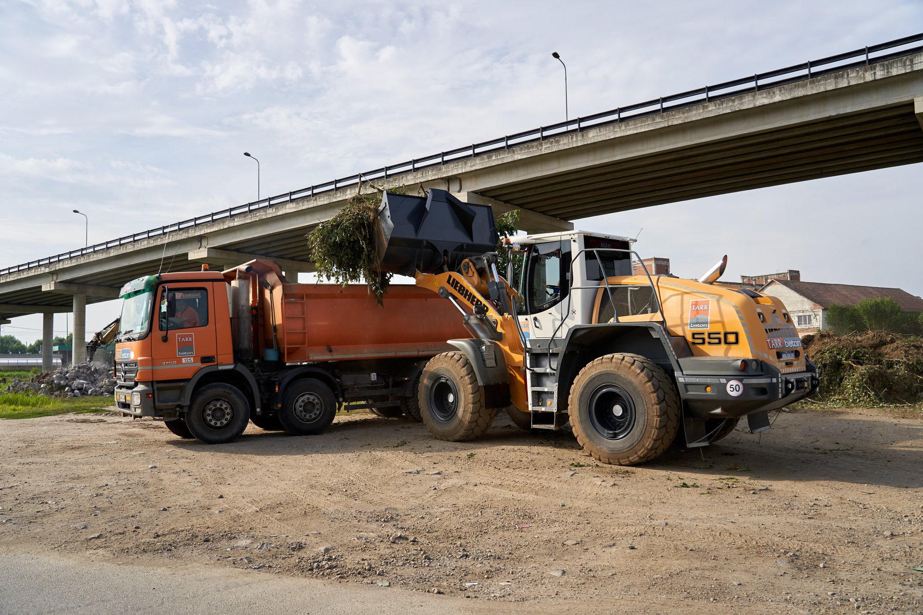 FOTOGALERIE. Autogară ultramodernă în municipiul Satu Mare. Pentru mii de navetiști