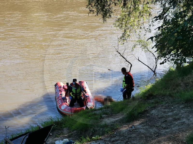 FOTO. Poliția confirmă: trupul neînsuflețit al minorului dispărut, scos din Someș