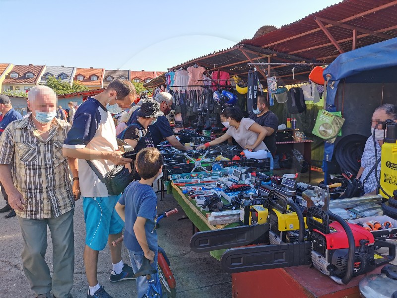 Piața de vechituri din municipiul Satu Mare se închide temporar