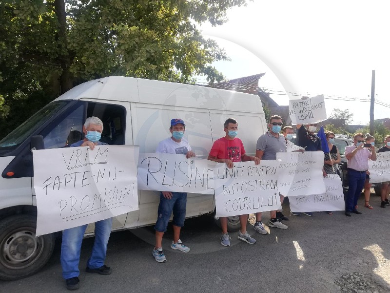 FOTO. Un nou protest pe Autostrada Codrului. Oamenii nu mai vor promisiuni