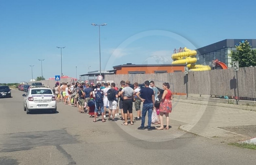 Furt ca-n filme la Aquastar, în Satu Mare. Hoții au fugit cu mașina după o înșelăciune cu premeditare