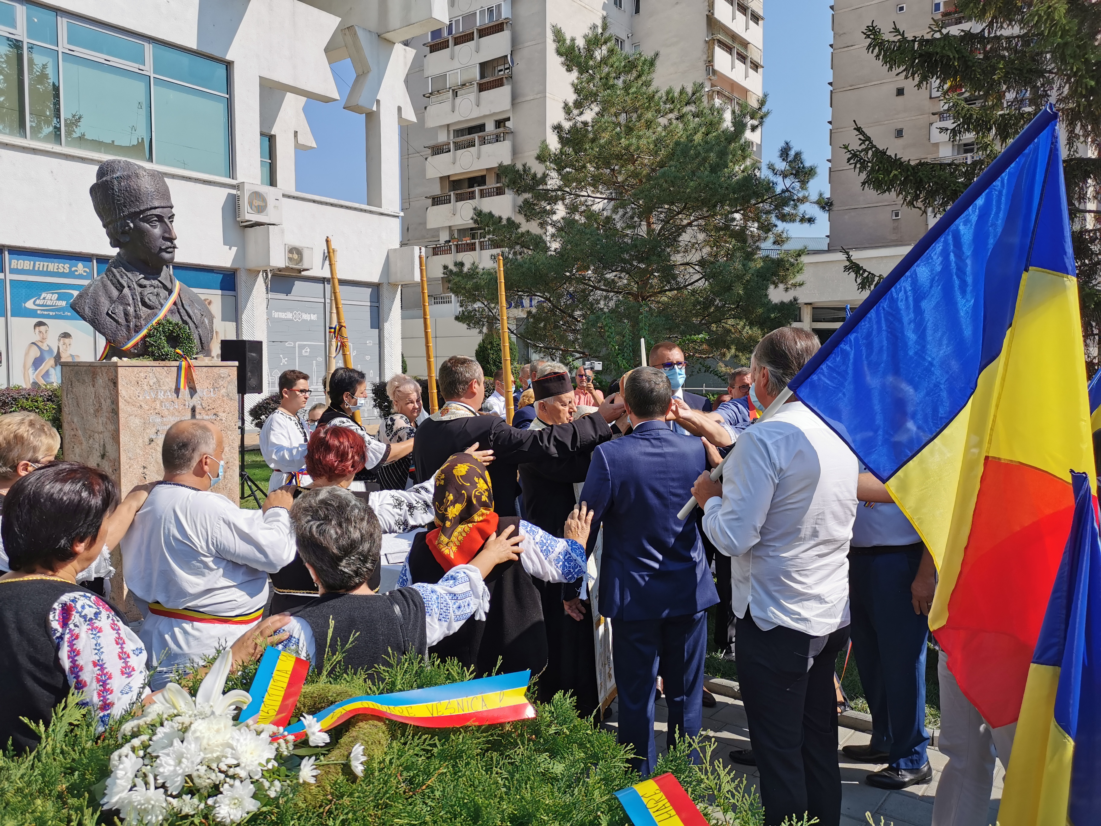 FOTO/VIDEO. În cântece de tulnice, Avram Iancu a fost comemorat în centrul municipiului Satu Mare