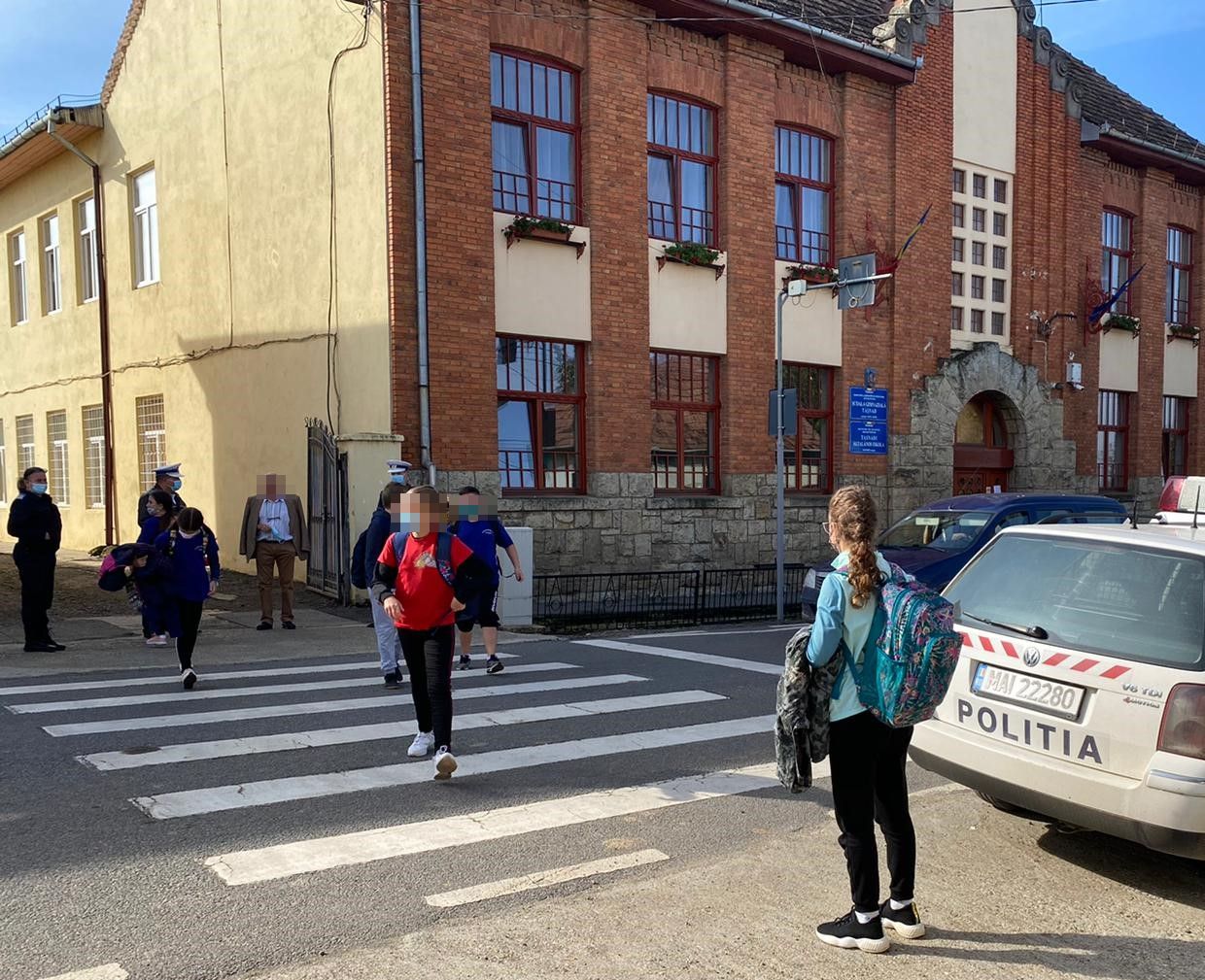 FOTO. Sute de polițiști verifică dacă sătmărenii poartă mască. Peste o mie de persoane legitimate