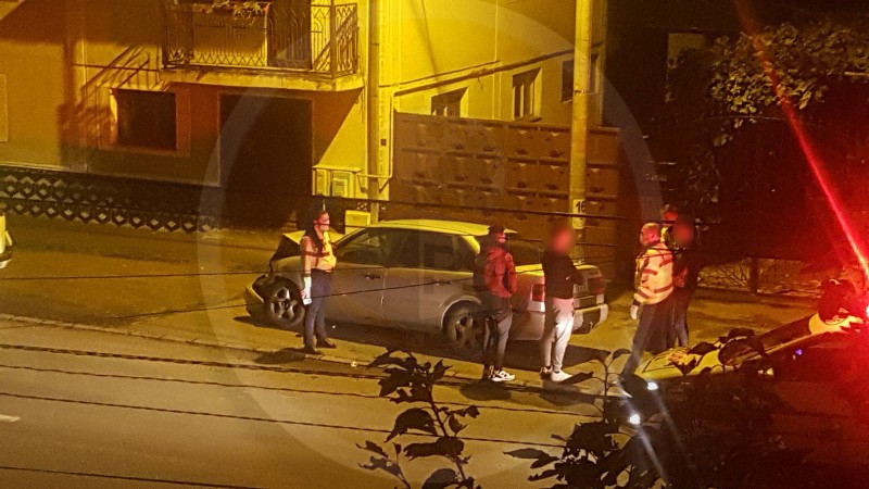 FOTOGALERIE. Accident rutier în municipiul Satu Mare. Intervenție a Poliției