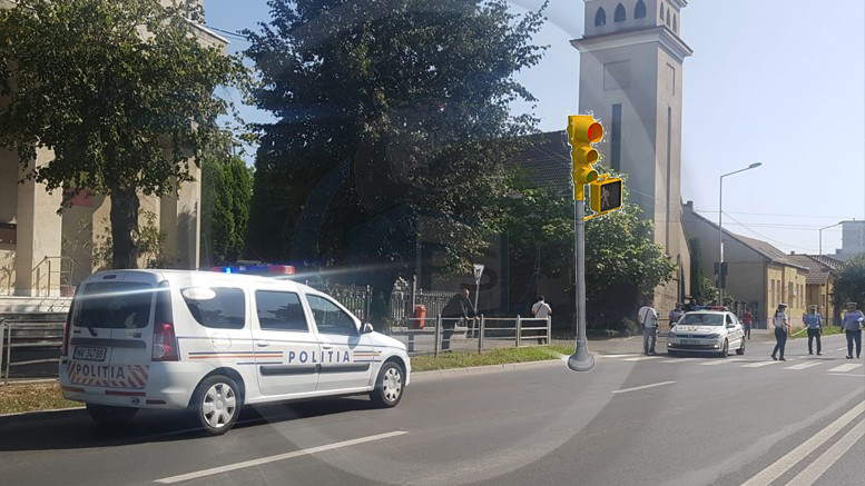 PETIȚIE. Sătmărenii cer semafor și limitatoare de viteză pe B-dul Goga. Accidente în lanț