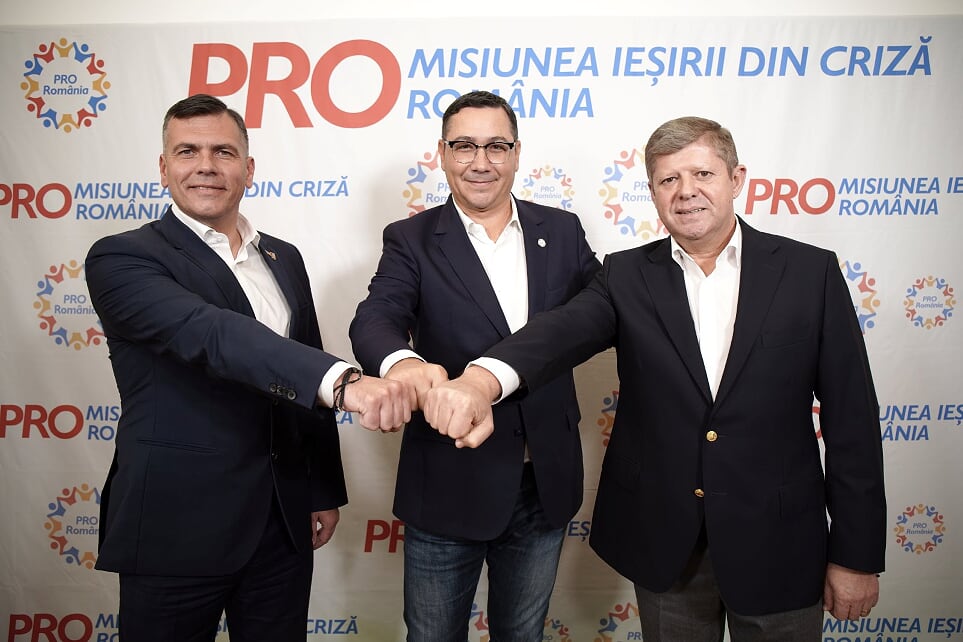 PRO România și ALDE au decis fuziunea. Cinci promisiuni pentru prima zi de guvernare Victor Ponta