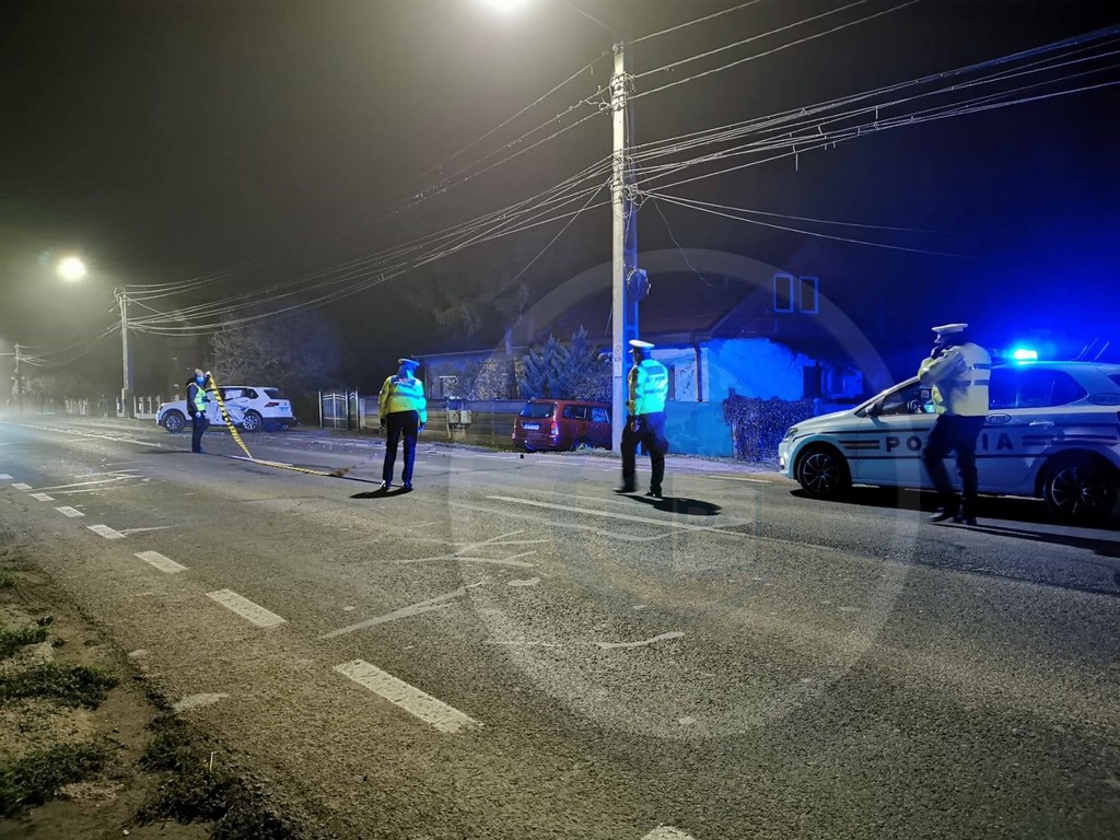 FOTO/VIDEO. Un șofer beat a produs un accident și a fugit. A lăsat în urmă o victimă