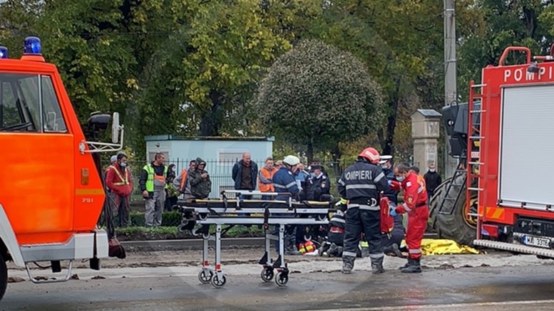 FOTO. Accident mortal la Carei. Muncitor strivit de un utilaj al unei firme de construcții