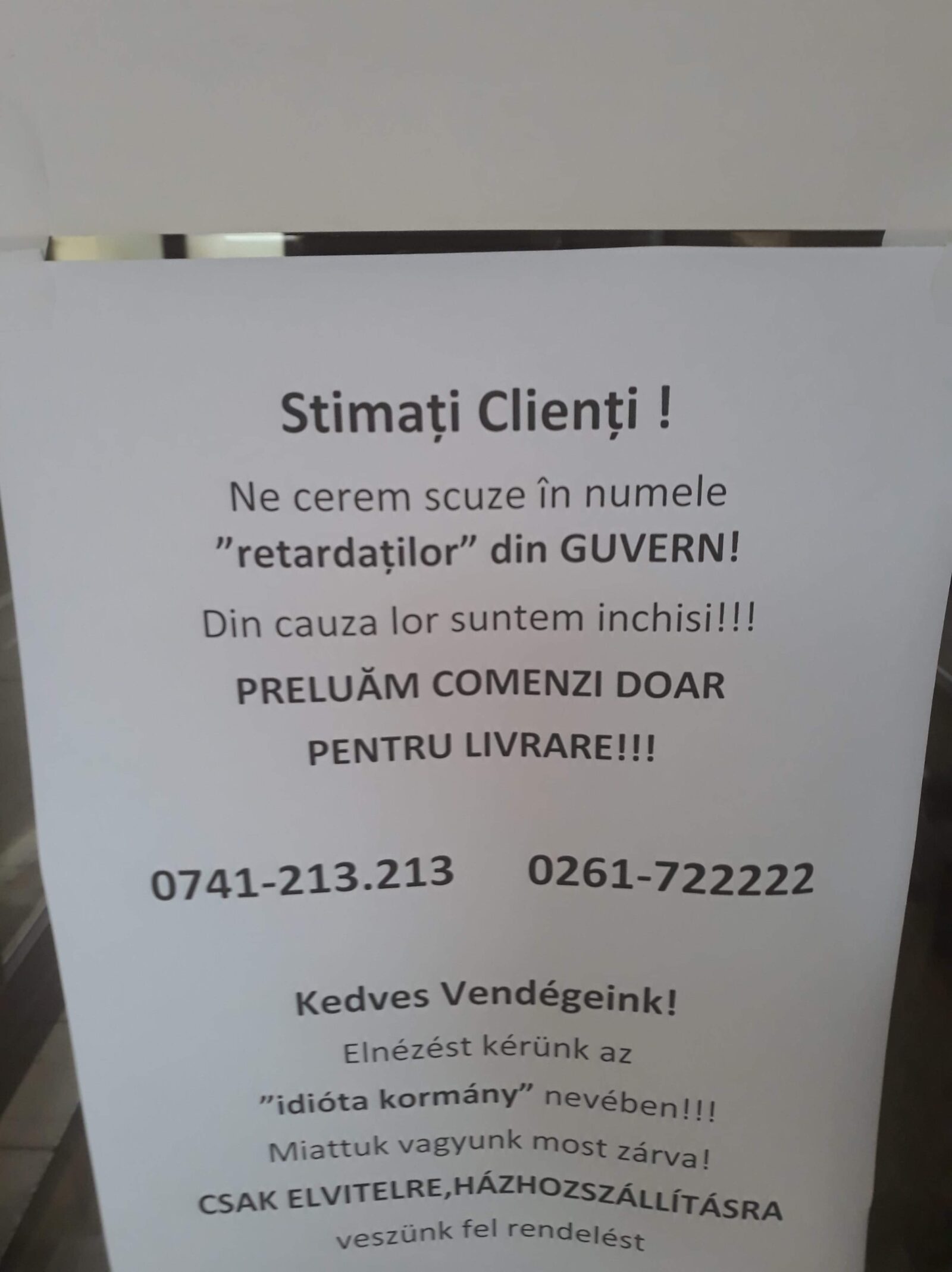 FOTO. PROTEST. Mesaje dure pe ușile restaurantelor închise în Satu Mare