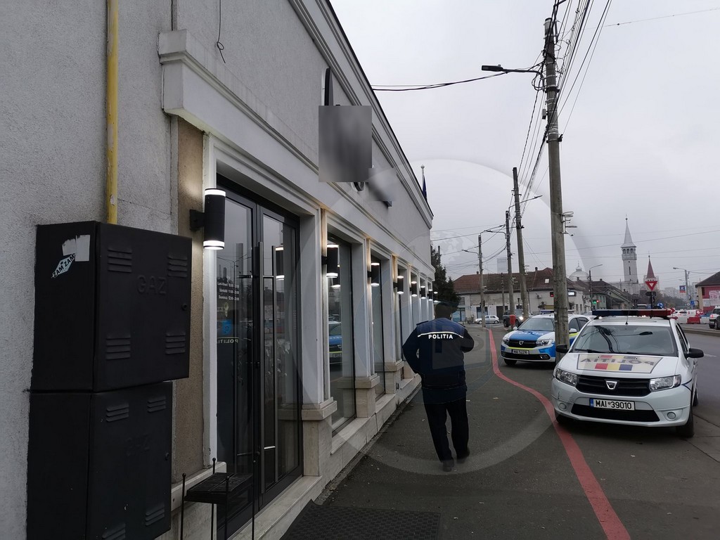 FOTO. Restaurant de lux sancționat și închis de Poliție pe Drumul Careiului, în Satu Mare