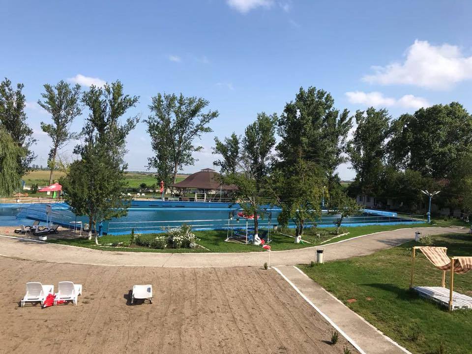 Județul Satu Mare are o treime din rezervele României de apă termală. Incompetența, la rang de artă