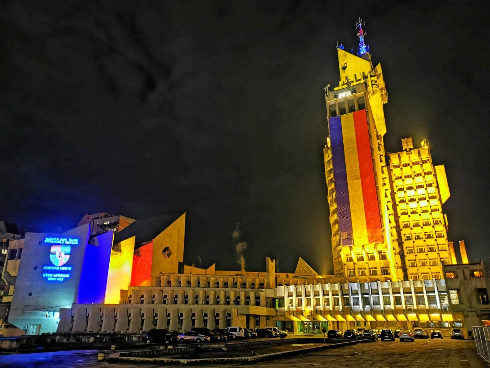 Adrian Ștef cere Consiliului Județean să nu dea jos tricolorul de pe Palatul Administrativ