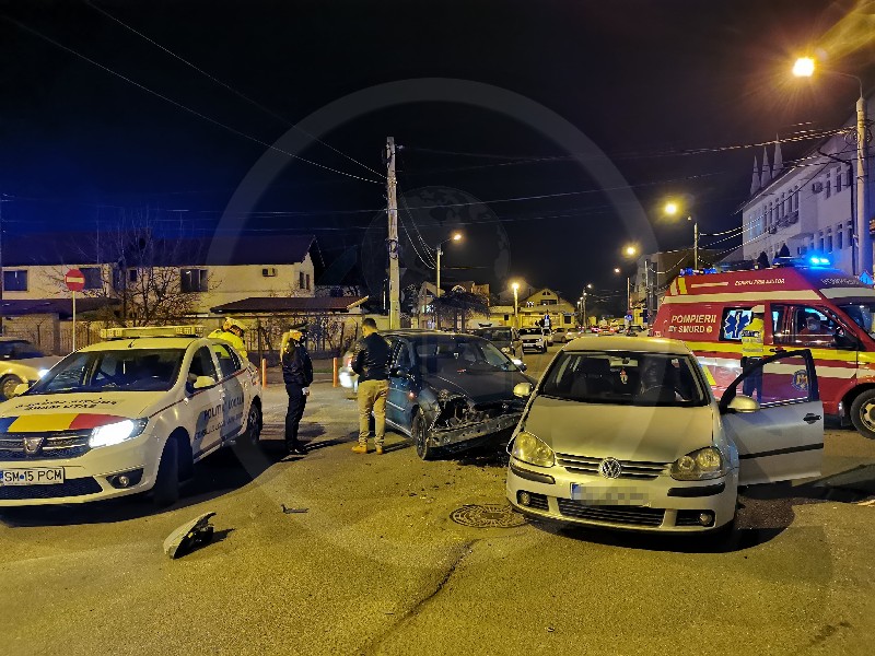 FOTO. Terhes nőt vittek kórházba a baleset miatt