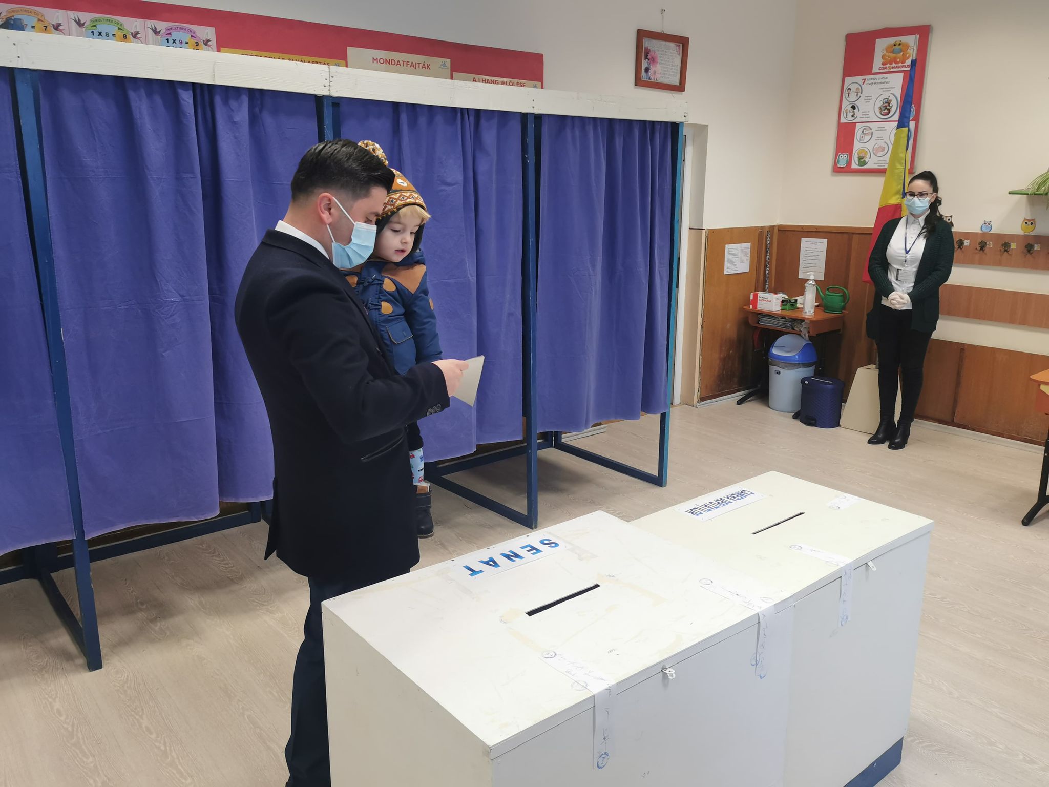 Adrian Cozma, alături de familie: ”Am votat ca să câștige România”