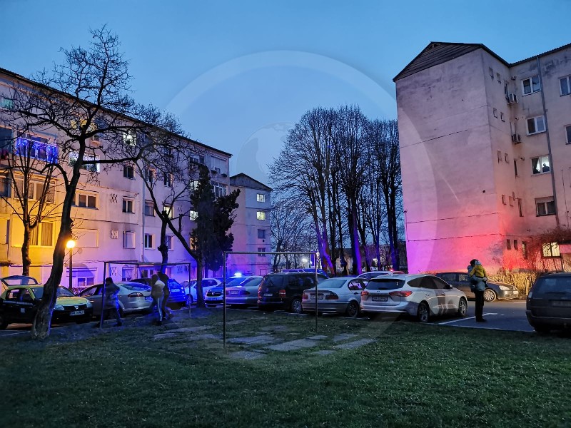 FĂRĂ SUFLET! Un sătmărean și-a scos mama în stradă. Judecătorii au luat o măsură fără precedent