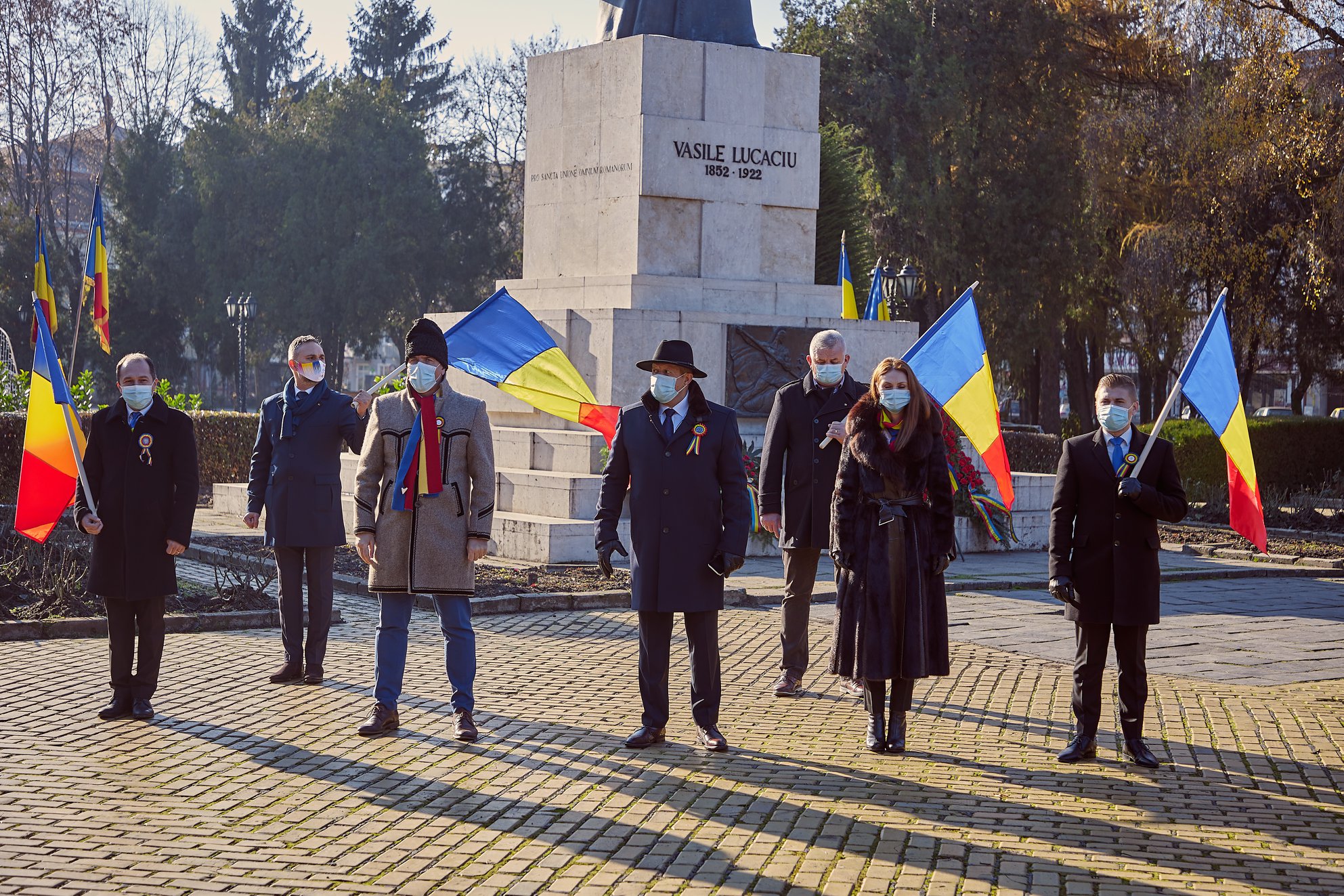 FOTO/VIDEO. ”Cea mai tristă zi națională”. Prefectului i se cere să pună capăt carantinei