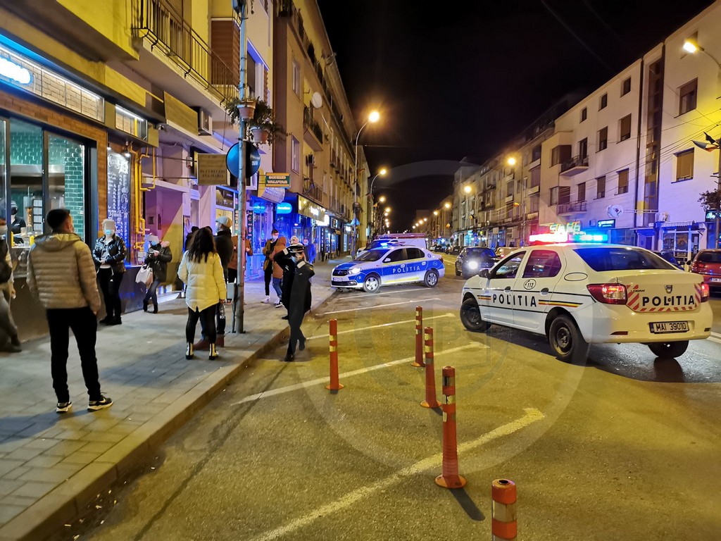 FOTOGALERIE. Intervenție de amploare a Poliției în centrul municipiului Satu Mare
