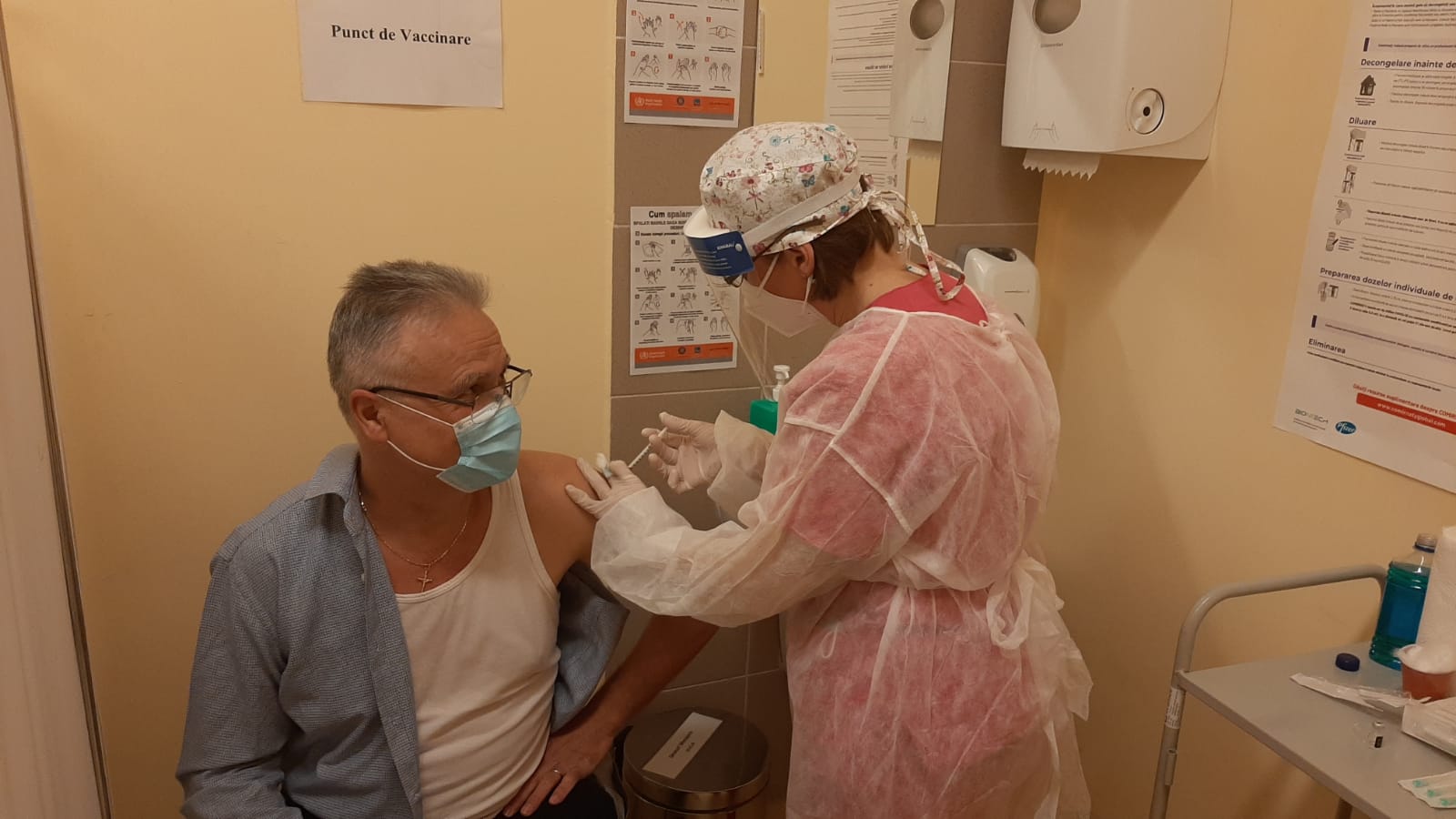 10 millió beoltott után eldobhatjuk a maszkot