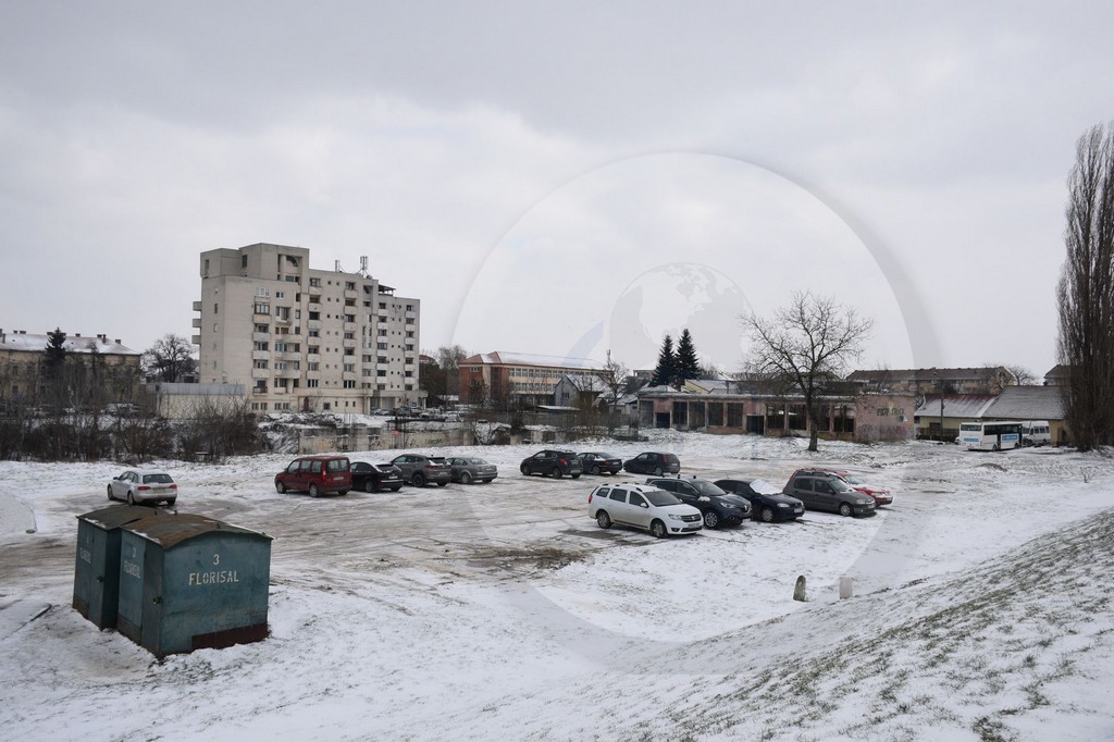 FOTO. Samsarii imobiliari vor să blocheze proiectul unui bazin de înot în centrul municipiului Satu Mare