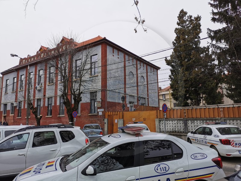 Polițist din Satu Mare condamnat pentru luare de mită. Procurori: ”De la bani la jante”