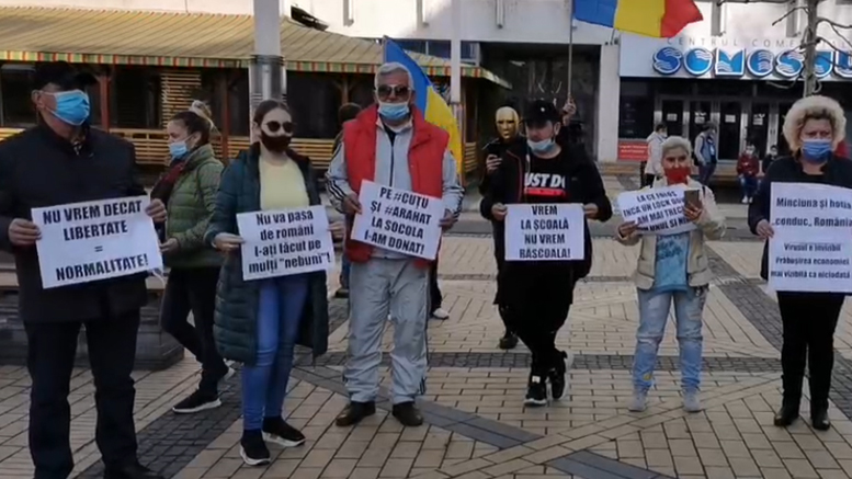 FOTO/VIDEO. Protest AUR la Satu Mare. S-a cerut demisia Guvernului: "Să ne redea libertatea!"