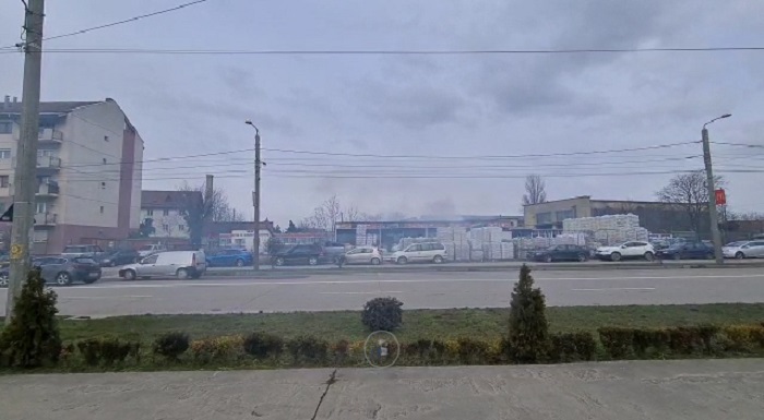 VIDEO. Drumul Botizului, umplut de fum. Locomotivele CFR bagă panica în sătmăreni