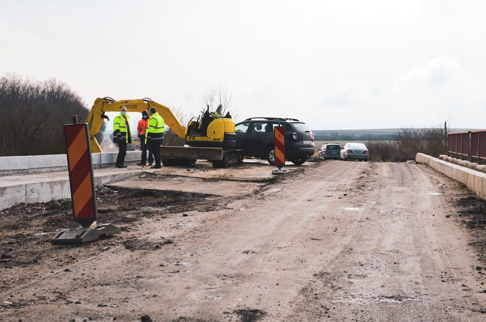 FOTO. Dolgoznak a 193A megyei úton