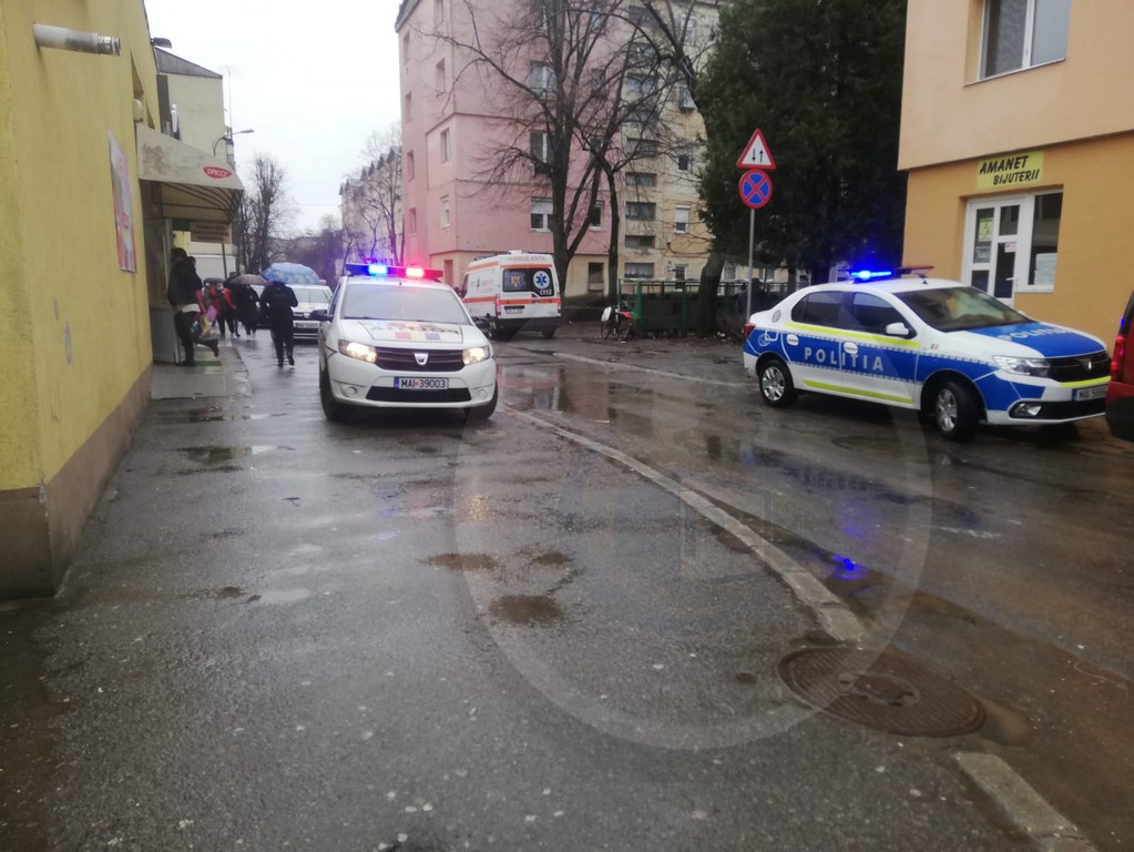 Hoții au spart un garaj în Satu Mare. Nu au furat nimic, doar și-au făcut...”nevoile”