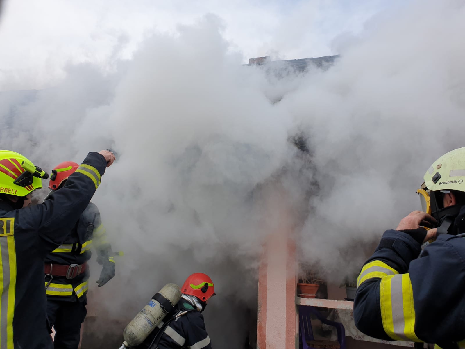 FOTO. Incendiu în județul Satu Mare. Mobilizare a pompierilor