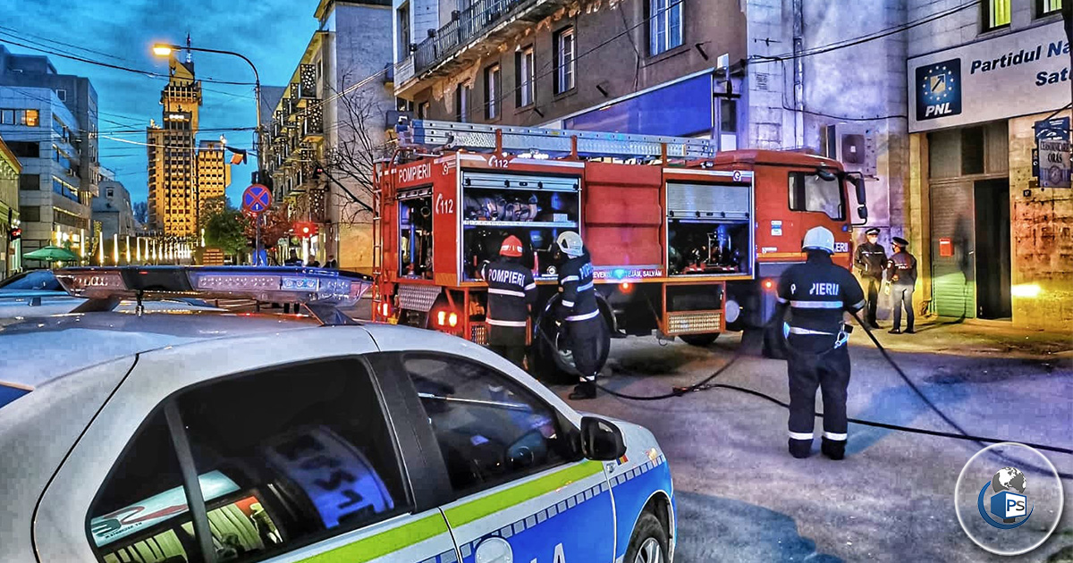 FOTO/VIDEO. Incendiu în centrul Sătmarului. Au intervenit pompierii