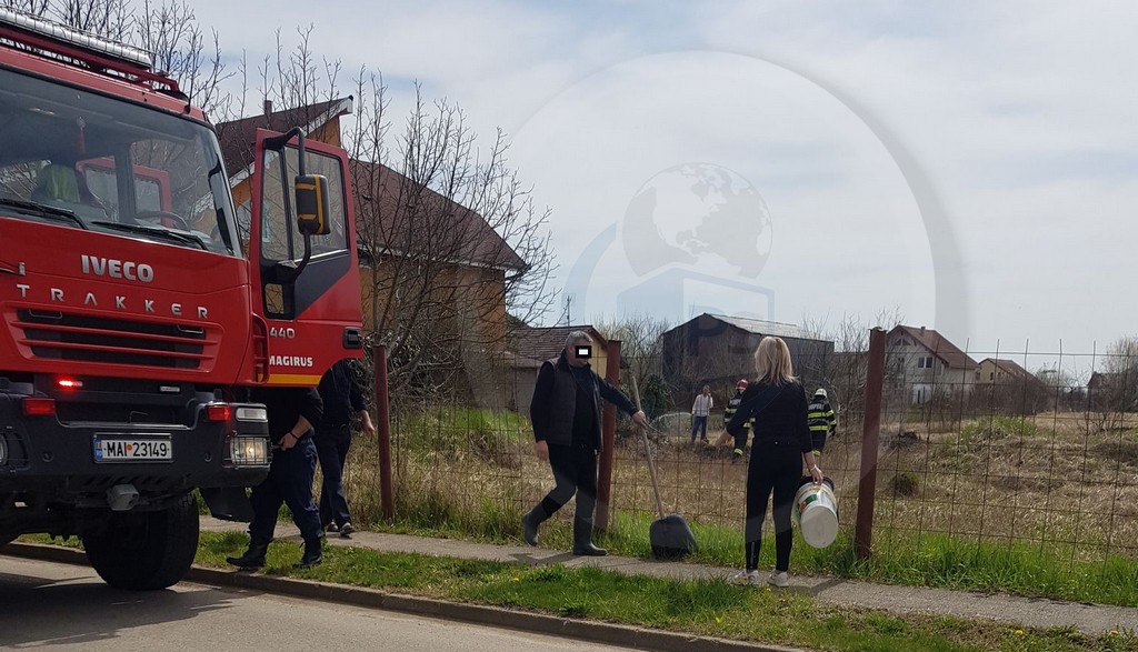 FOTO. Incendiu în municipiul Satu Mare. Sătmărenii, rugați să nu se mai joace cu focul