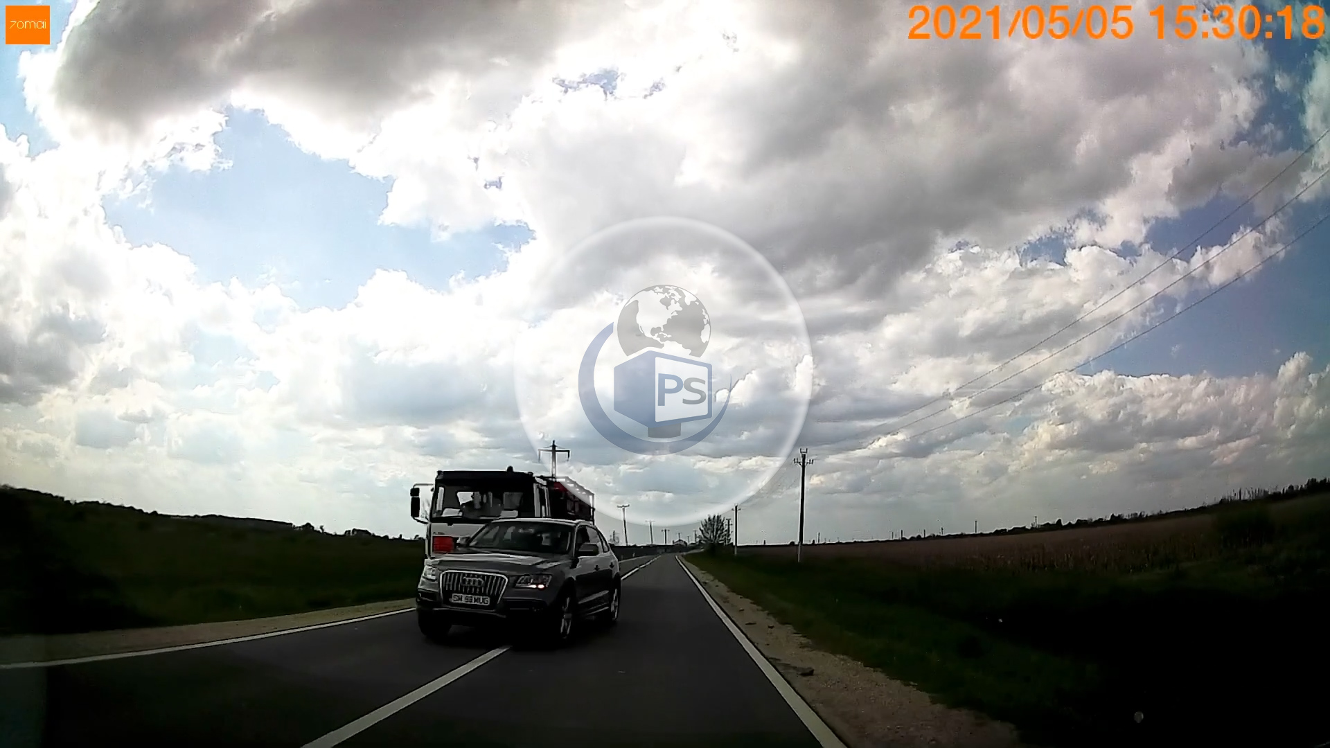 VIDEO. Așa se moare pe șosele județului Satu Mare. Depășire, pericol de explozie și moarte