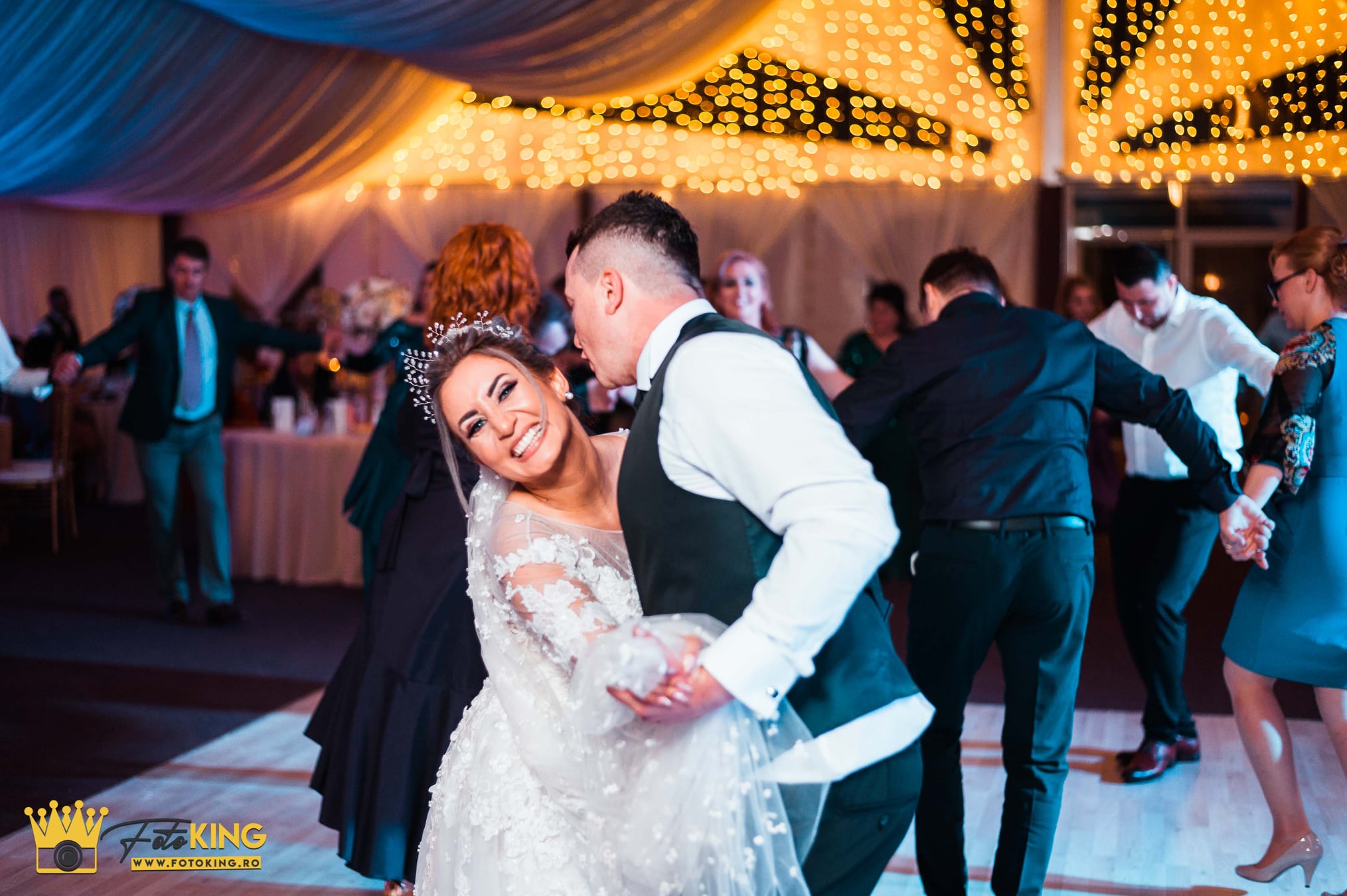 FOTOGALERIE. Căutați fotografi sau videografi pentru evenimentul vostru? Vino la studioul FotoKING!