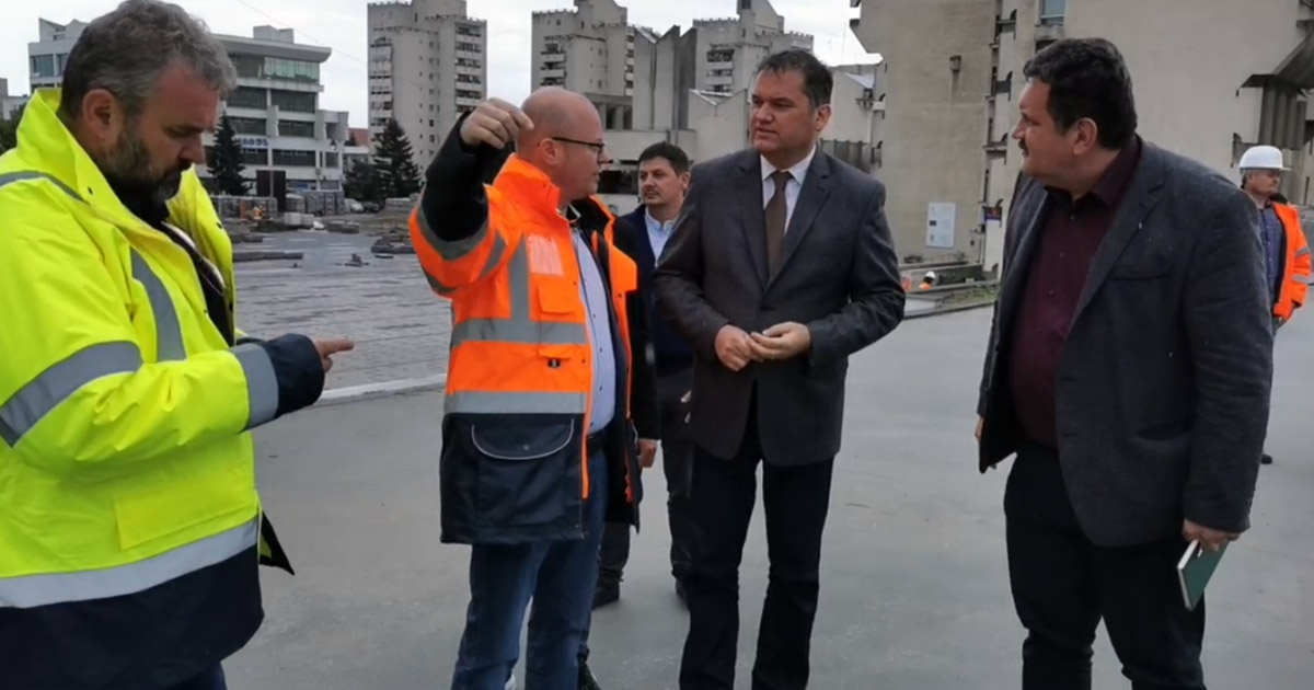 VIDEO. Lucrările în "Centru Nou" se vor finaliza în decembrie. Ministrul Cseke, în vizită pe șantier