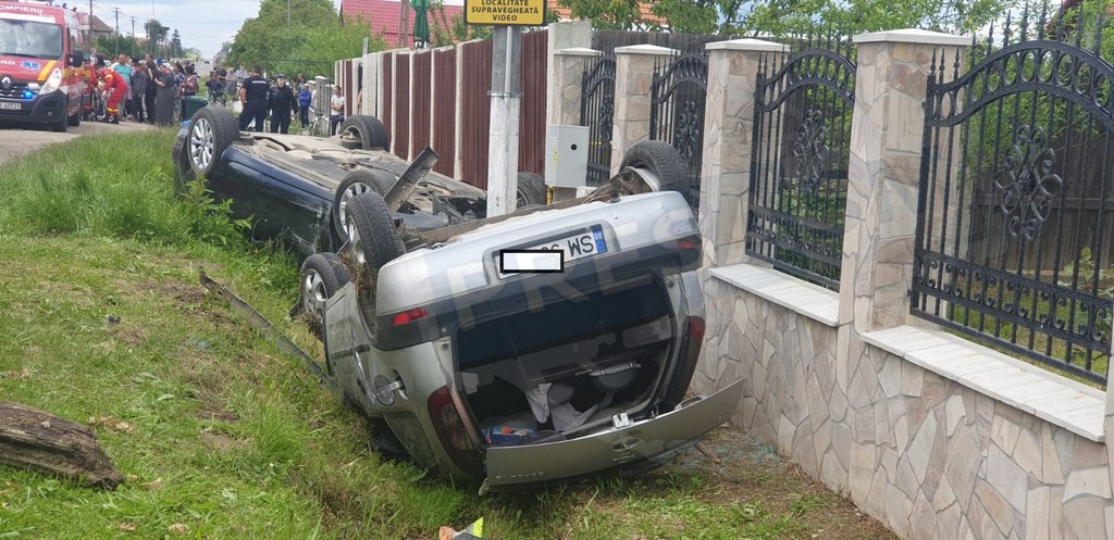 FOTO/VIDEO. Vörös kódot léptettek életbe a 7 sérültes balesetnél